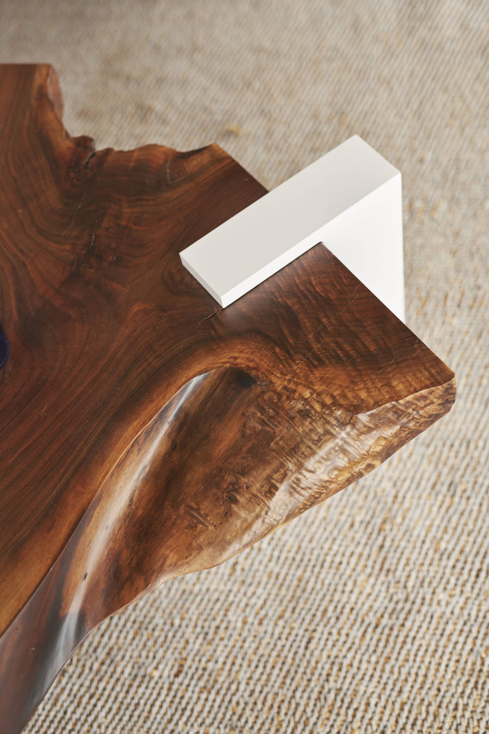 solid wood table maintenance - closeup detail